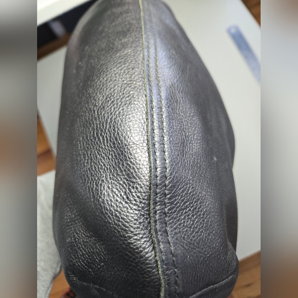 ​⭐ BUNDLE DEAL: Madewell Leather Shoulder Bag+ Matching Coin Purse ⭐ - Picture 6 of 12